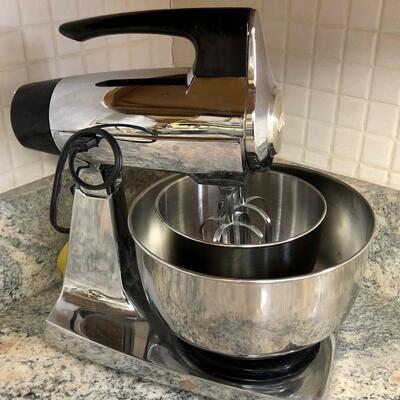 Vintage sunbeam mixer