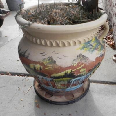 LOT 139  PLANTING POTS
