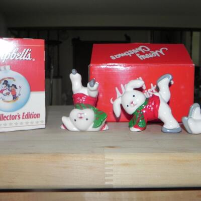 LOT 142 CHRISTMAS ORNAMENTS