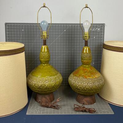 Mid Century Pair of Lamps 