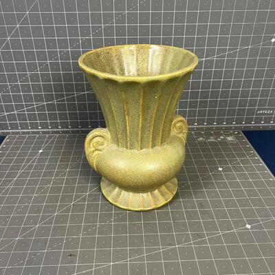 Floraline Green Vase (Ceramic) 
