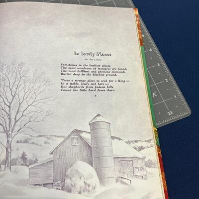 Christmas Memory Lane: Stories and Poems of the Holidays