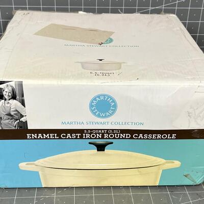 Martha Stewart Enamel Cast Iron Casserole 5.5 Quart New Sealed in the Box 