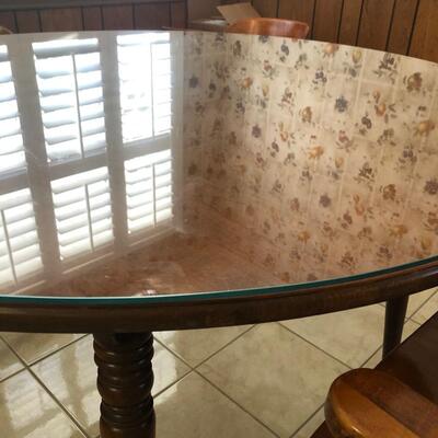 maple round or oval table (3 leaves) with 6 barrel back chairs