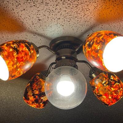Light fixture