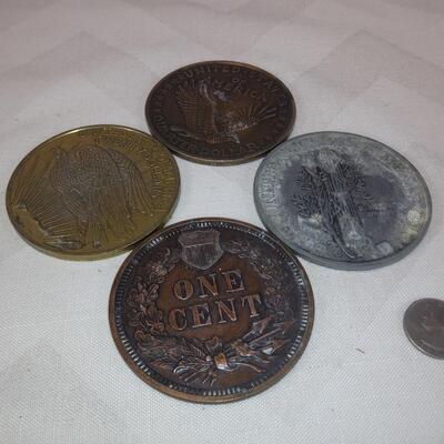 Four Giant Fun Coins