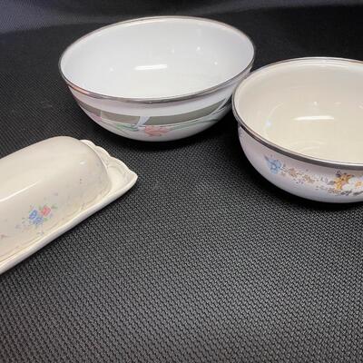 Vintage bowls