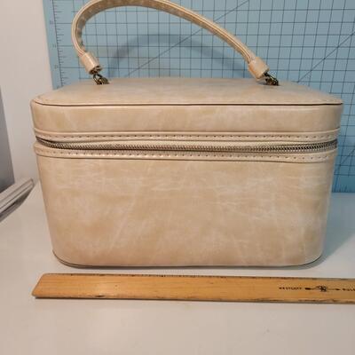 Vtg makeup bag
