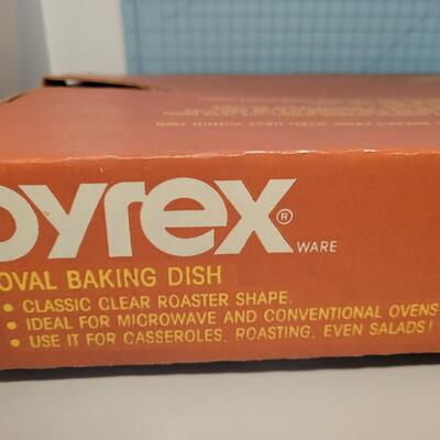 Pyrex oval baking dish number 704