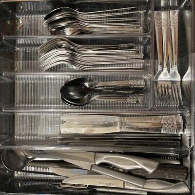 Stainless steel flatware