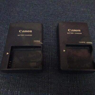 LOT 646. MISC BOOKS, WI FI EXTENDER