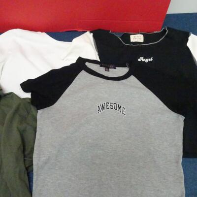 LOT 655.  GIRLS SHIRTS