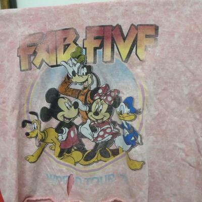 LOT 655.  GIRLS SHIRTS