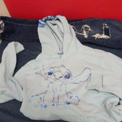 LOT 659. GIRLS CLOTHING