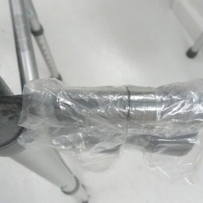 LOT 663. GUARDIAN BRAND WALKER LIKE NEW