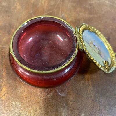 Small hinged glass box, painted lid