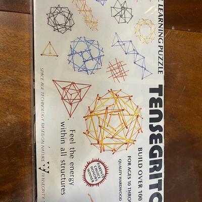 Tensegrity game new in box
