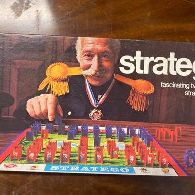 Stratego 1980s board game