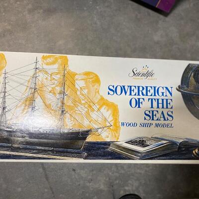 Sovereign of the seas wooden model scientific 1970s