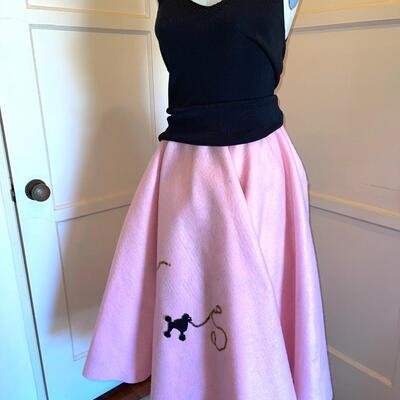 Lot 187 Costume Poodle Skirt Handmade Pink Felt Appliques 32" Waist Velcro Closure