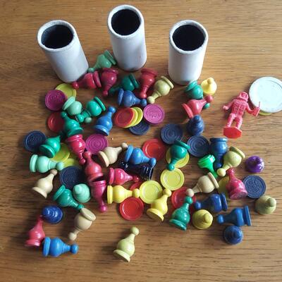 Bag 'O Miscellaneous Vintage Game Pieces
