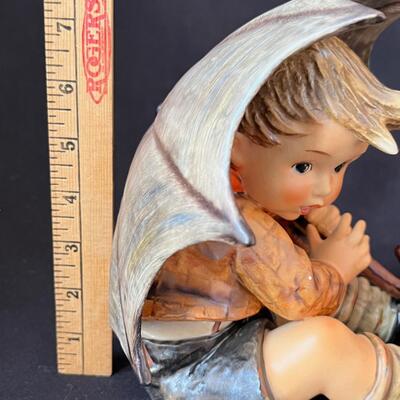 RARE LARGE Hummel Umbrella Boy 152/II TMK-5 with original box!