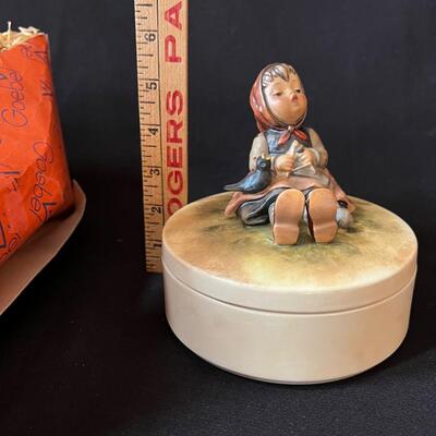 Vintage Hummel Trinket Box III/69 Happy Pastime TMK-5 w original box!