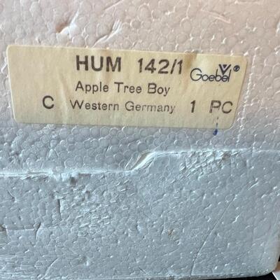 Vintage Hummel #142/I Apple Tree Boy 6" high w original box
