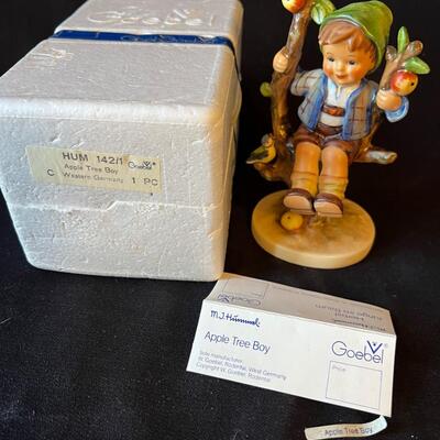 Vintage Hummel #142/I Apple Tree Boy 6" high w original box