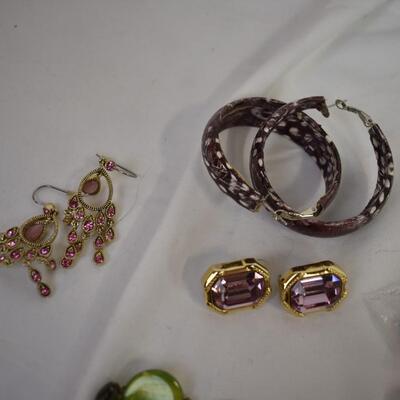 30 pairs Unique Costume Jewelry earrings: various colors/styles