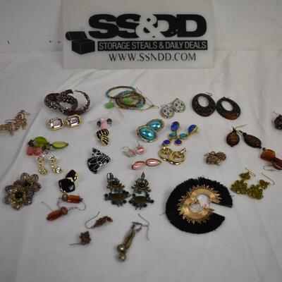 30 pairs Unique Costume Jewelry earrings: various colors/styles