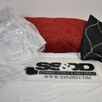 3 pc Material: Black, White sheer w/silver snowflakes, Red