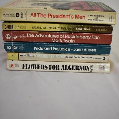 6 Book Lot: 1976 All The Presidents Men-1975 Flowers For Algernon, 