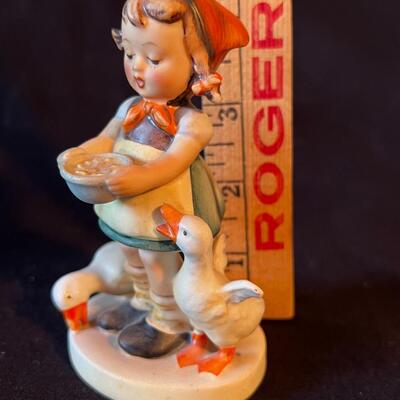 1950s EARLY Vintage Goose Girl Be Patient 4 1/2" #197/2/0 TMK-2