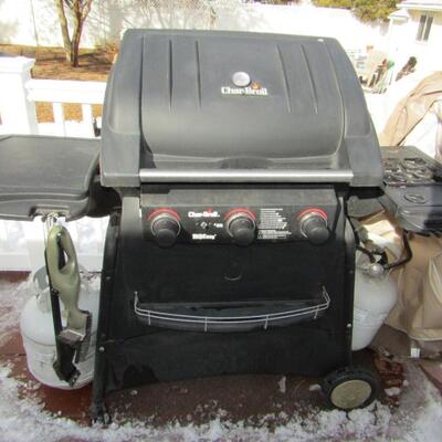 LOT 5  CHAR-BROIL BIG EASY PROPANE BBQ GRILL WITH EXTRAS