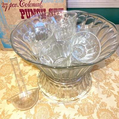 Lot 252 Colonial Punch Set Bowl & Base Glass Cups + Plastic Hooks and Ladle
