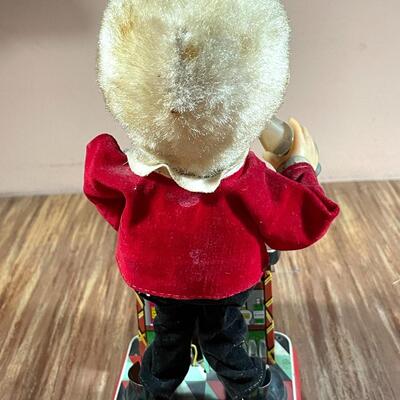 Lot 261 Battery Operated Bartender Circa 1960s Smoking Ears, No Batteries 12" tall