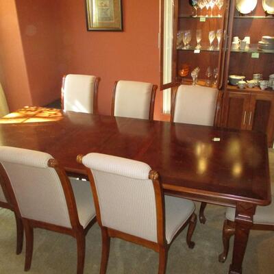 Formal Dining Table & Chairs