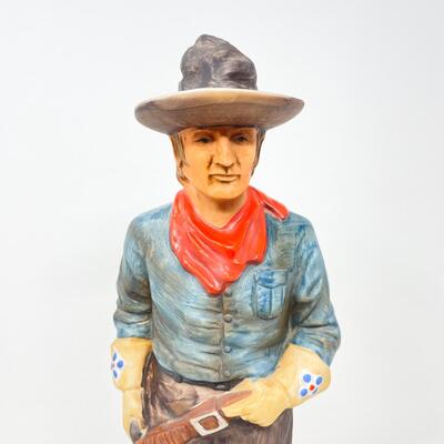 1969 CAVALRY SCOUT LIONSTONE PORCELAIN WHISKEY DECANTER - EMPTY
