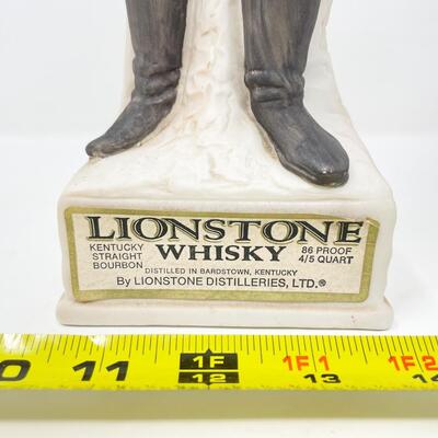 1969 CAVALRY SCOUT LIONSTONE PORCELAIN WHISKEY DECANTER - EMPTY