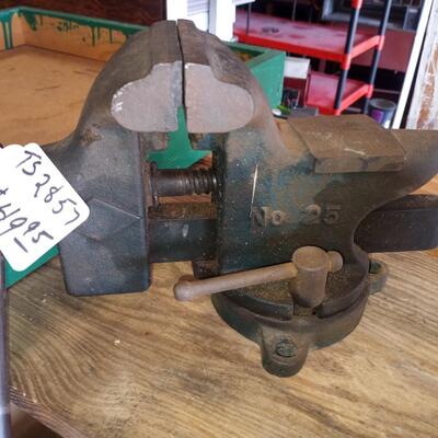 Vintage HDWE & FDRY Co. Littlestown No. 25 Anvil Bench Vise 3-1/2" Jaw