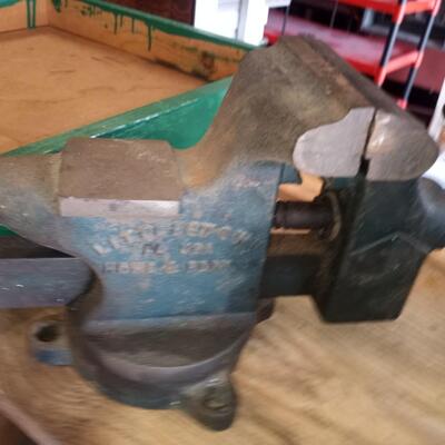 Vintage HDWE & FDRY Co. Littlestown No. 25 Anvil Bench Vise 3-1/2" Jaw