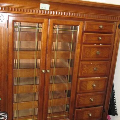 Armoire