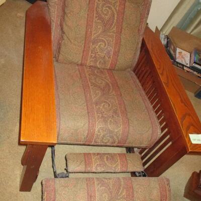 Oak Mission Recliner