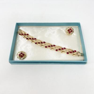 VINTAGE LISNER GOLD-TONED & RED JEWELED BRACELET & EARRING SET