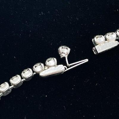 VINTAGE RHINESTONE & SILVER TONED NECKLACE & EARRING SET