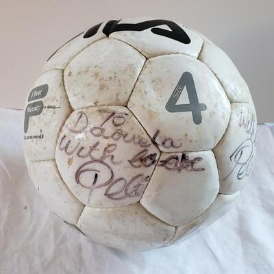 Soccer ball signed by Pele, no provenance