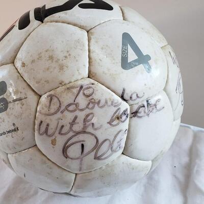 Soccer ball signed by Pele, no provenance