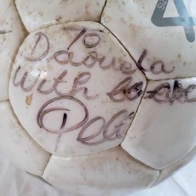 Soccer ball signed by Pele, no provenance