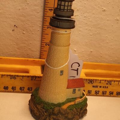 lighthouse statue Portland Head Me